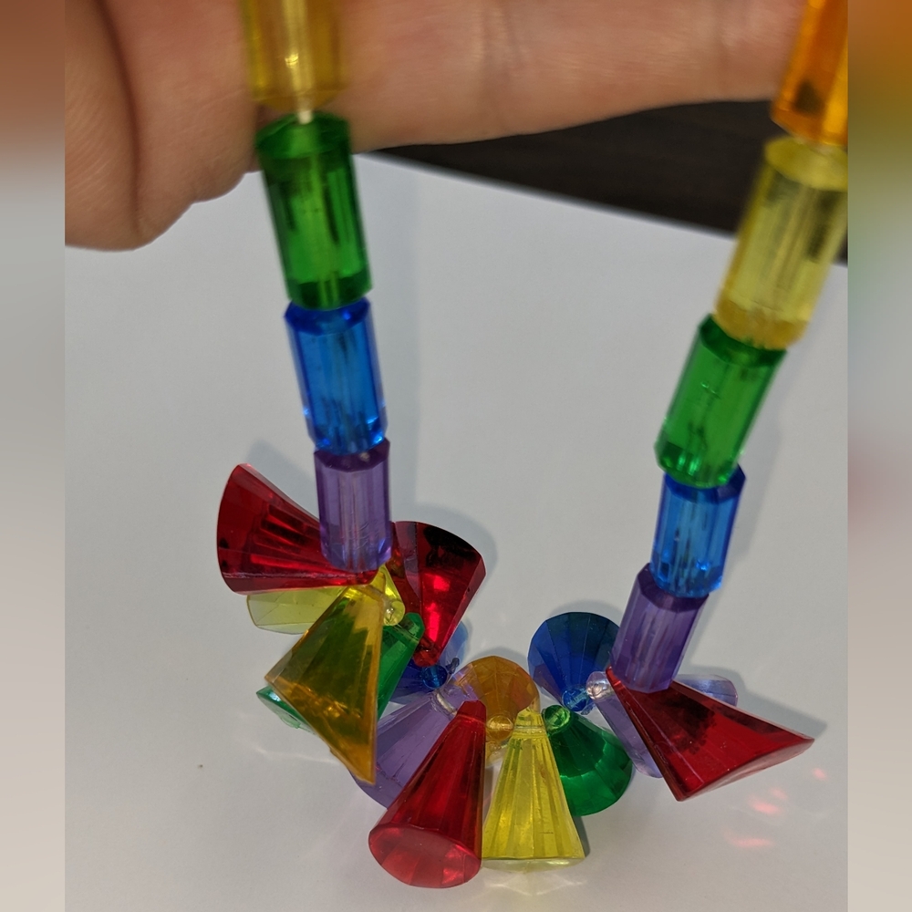 VTG RAINBOW CONE BEAD NECKLACE - Picture 7 of 11